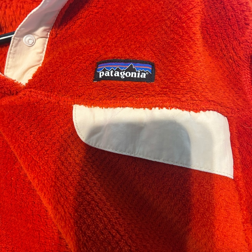 Reddish, orange, Patagonia, women’s, jacket, size large